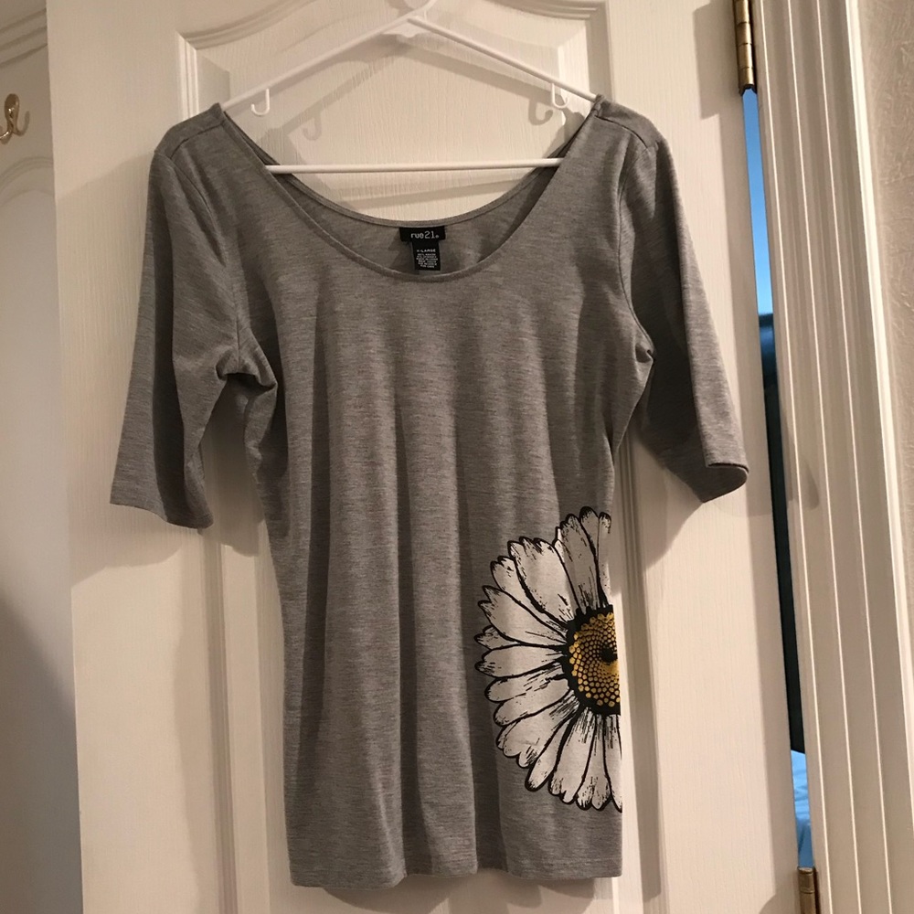 Grey sunflower shirt
